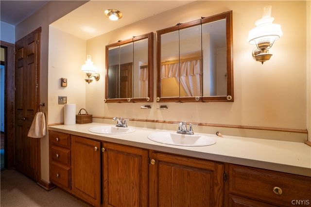 158 Cross Road, Laurens, NY 13825