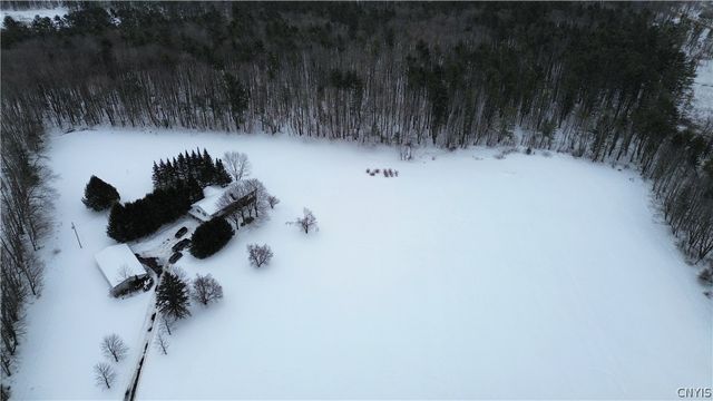 158 Cross Road, Laurens, NY 13825