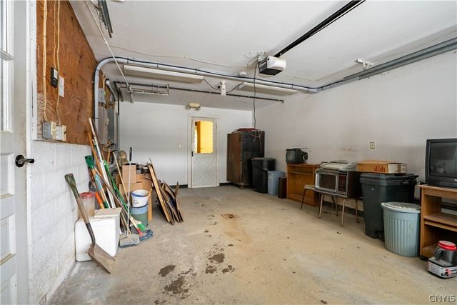 158 Cross Road, Laurens, NY 13825