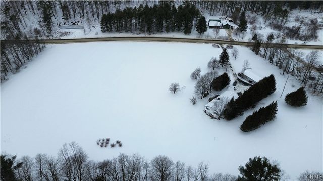 158 Cross Road, Laurens, NY 13825