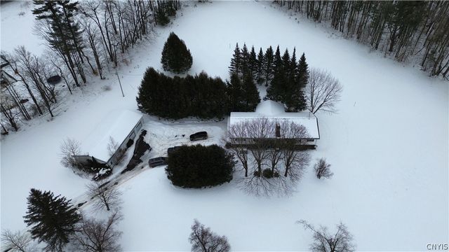 158 Cross Road, Laurens, NY 13825