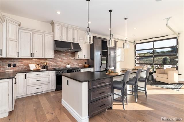 5709 Campina Way, Parker, CO 80134