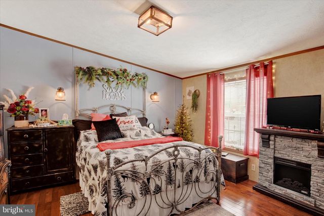 202 DOCK ST, Middletown, PA 17057