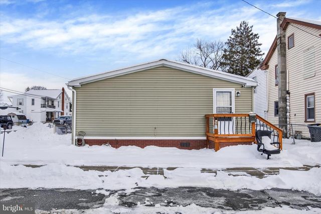 202 DOCK ST, Middletown, PA 17057