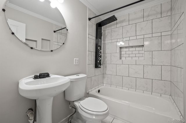 184 Brentwood Street, Inkster, MI 48141