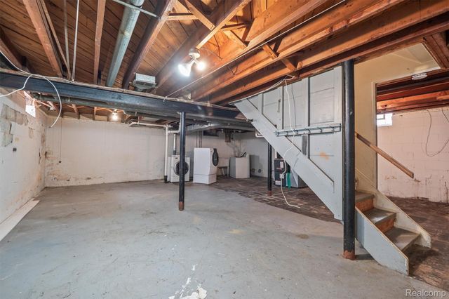 184 Brentwood Street, Inkster, MI 48141