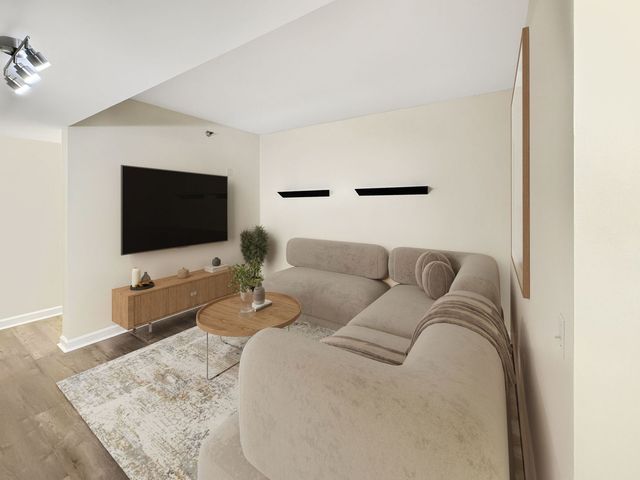 720 W Randolph Street 608, Chicago, IL 60661