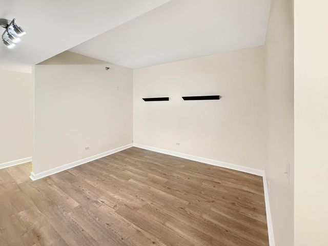 720 W Randolph Street 608, Chicago, IL 60661