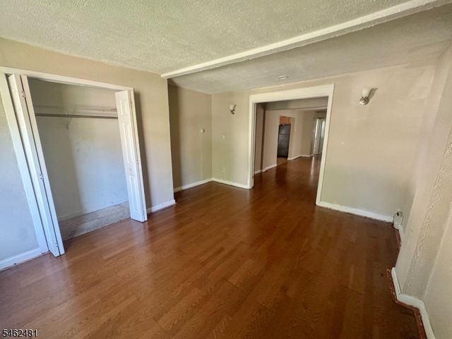 12 Maolis Ave, Bloomfield Twp., NJ 07003