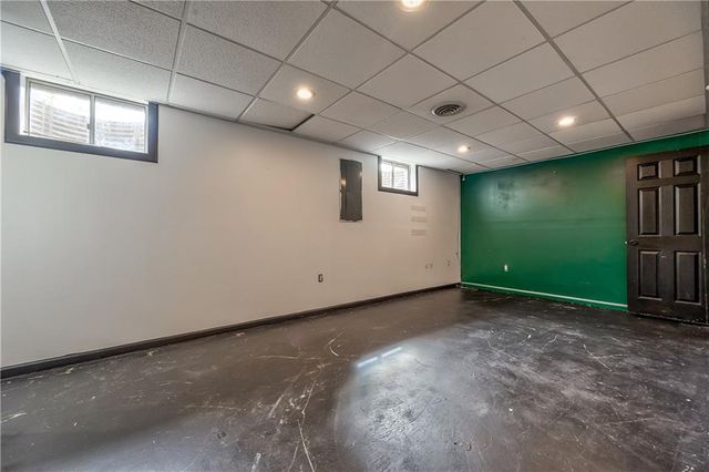 301 N Harrison Street, Spring Hill, KS 66083