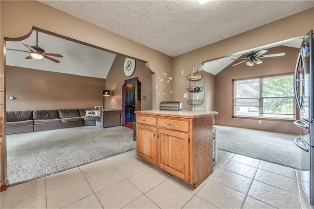 301 N Harrison Street, Spring Hill, KS 66083