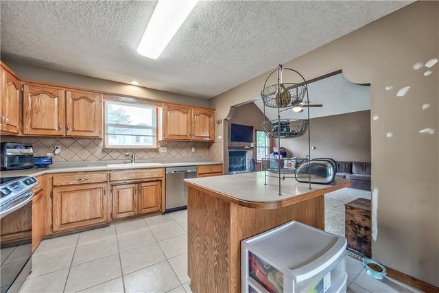 301 N Harrison Street, Spring Hill, KS 66083