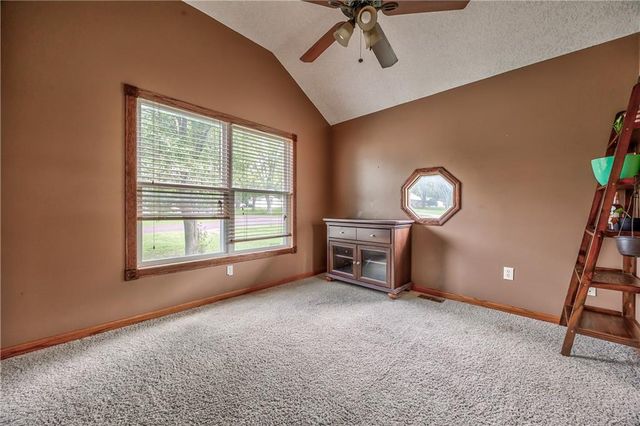 301 N Harrison Street, Spring Hill, KS 66083