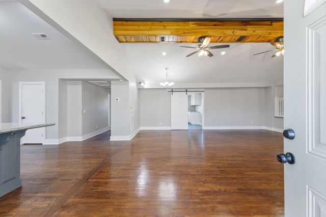 405 Fairfield Rd, Bethpage, TN 37022