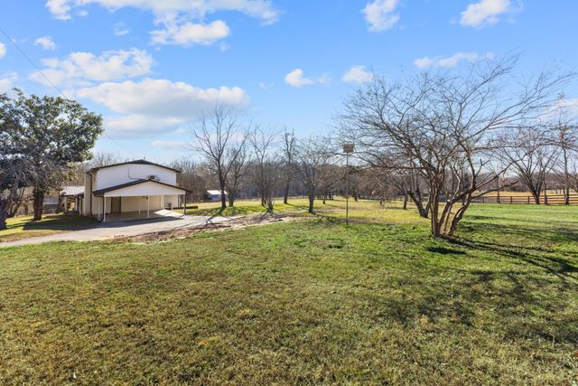 405 Fairfield Rd, Bethpage, TN 37022
