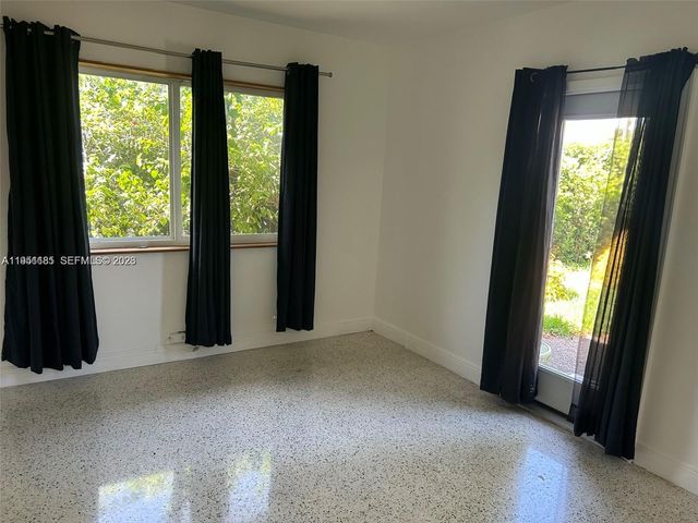 9530 NW 1st Ave, Miami Shores, FL 33150