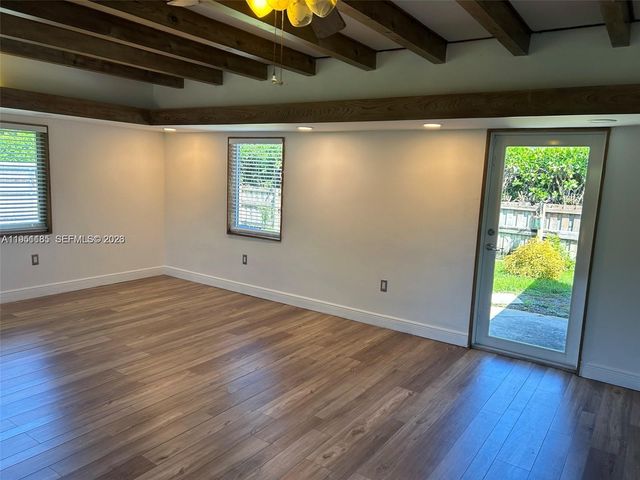 9530 NW 1st Ave, Miami Shores, FL 33150