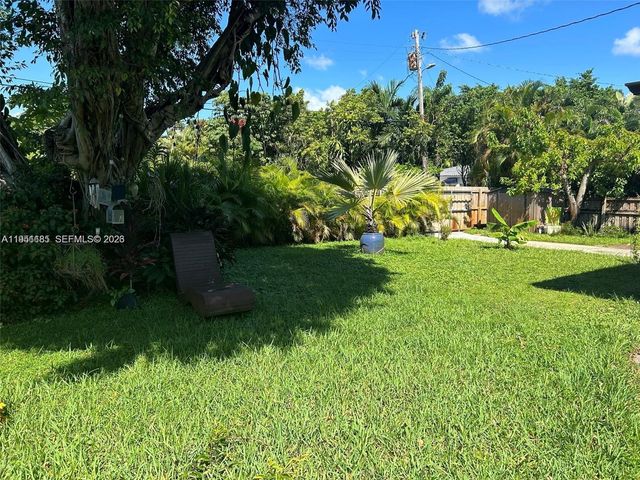 9530 NW 1st Ave, Miami Shores, FL 33150