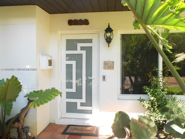 9530 NW 1st Ave, Miami Shores, FL 33150