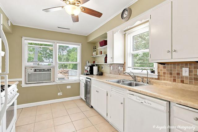 2904 Wooded Lane, Mchenry, IL 60051