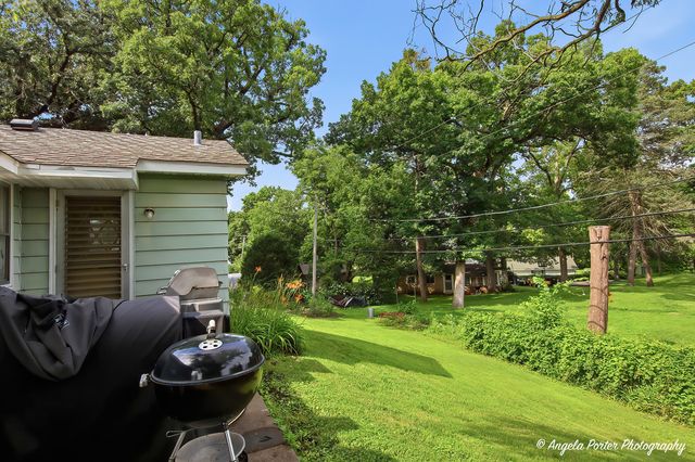 2904 Wooded Lane, Mchenry, IL 60051