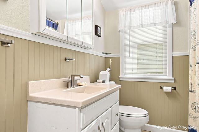 2904 Wooded Lane, Mchenry, IL 60051