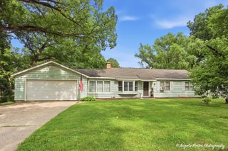 2904 Wooded Lane, Mchenry, IL 60051