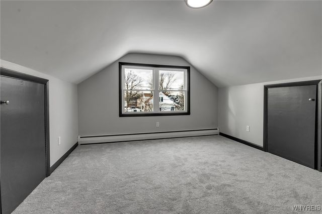 60 Evelyn Avenue, West Seneca, NY 14224