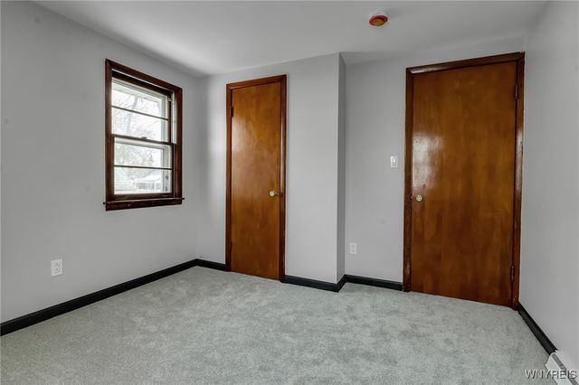 60 Evelyn Avenue, West Seneca, NY 14224