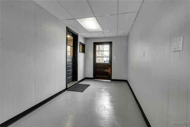 60 Evelyn Avenue, West Seneca, NY 14224