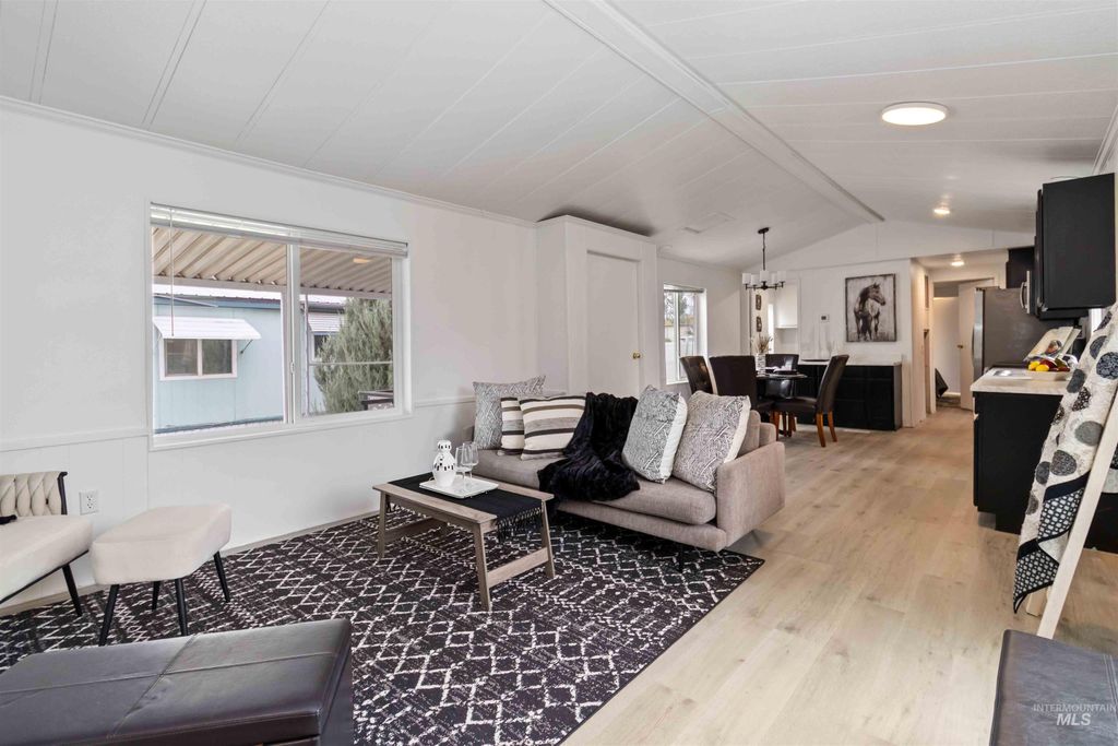 8056 W Manassas Ln, Boise, ID 83714 photo 11