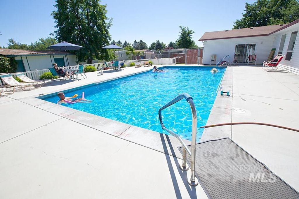 8056 W Manassas Ln, Boise, ID 83714 photo 5