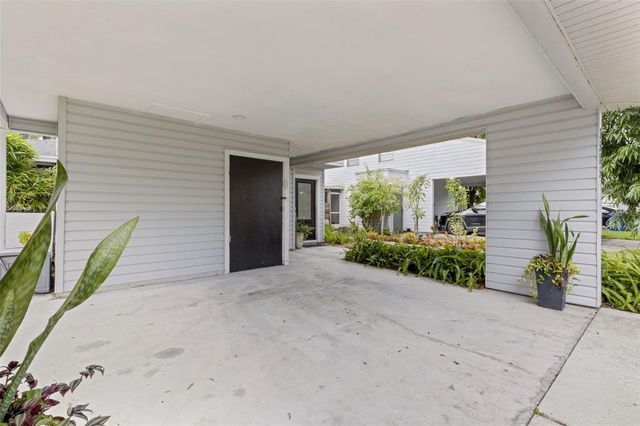 3585 RAINTREE WAY, Lakeland, FL 33803