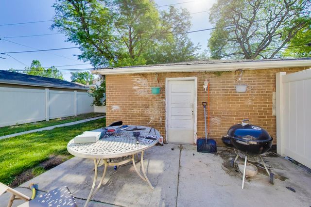 1801 N 77th Court, Elmwood Park, IL 60707