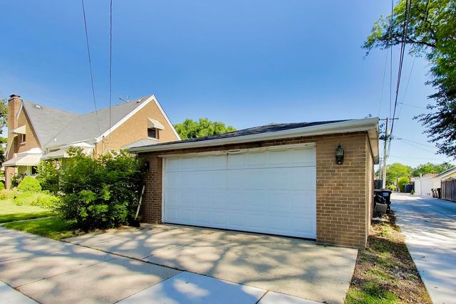 1801 N 77th Court, Elmwood Park, IL 60707