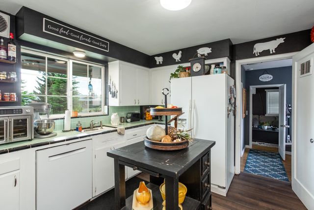 1519 E 29th Ave, Spokane, WA 99203