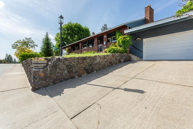 1519 E 29th Ave, Spokane, WA 99203