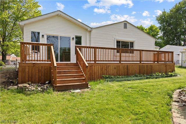 795 Tarry Lane, Amherst, OH 44001
