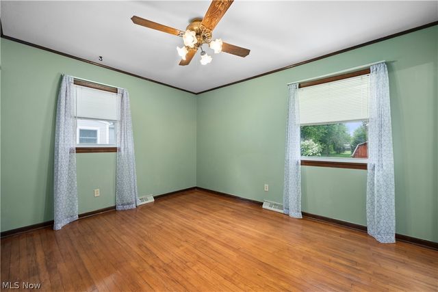 795 Tarry Lane, Amherst, OH 44001