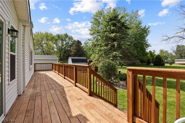 795 Tarry Lane, Amherst, OH 44001