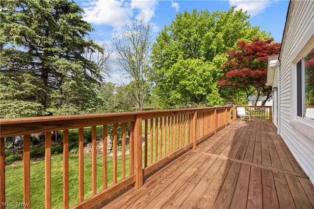 795 Tarry Lane, Amherst, OH 44001