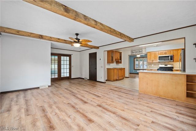 795 Tarry Lane, Amherst, OH 44001