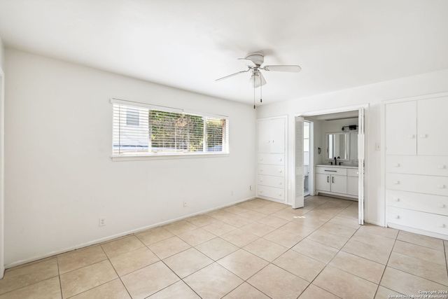 509 E Olmos Dr Apt 3, Olmos Park, TX 78212