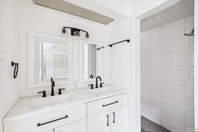 509 E Olmos Dr Apt 3, Olmos Park, TX 78212