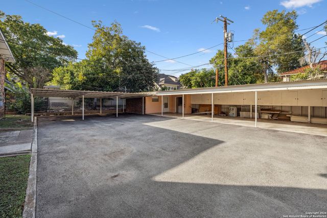 509 E Olmos Dr Apt 3, Olmos Park, TX 78212