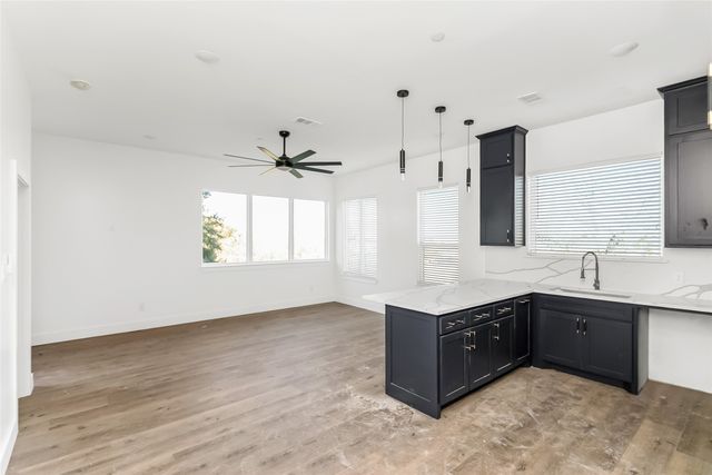 1105 Poindexter Street B3, Fort Worth, TX 76102