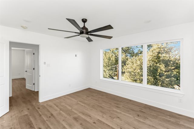 1105 Poindexter Street B3, Fort Worth, TX 76102