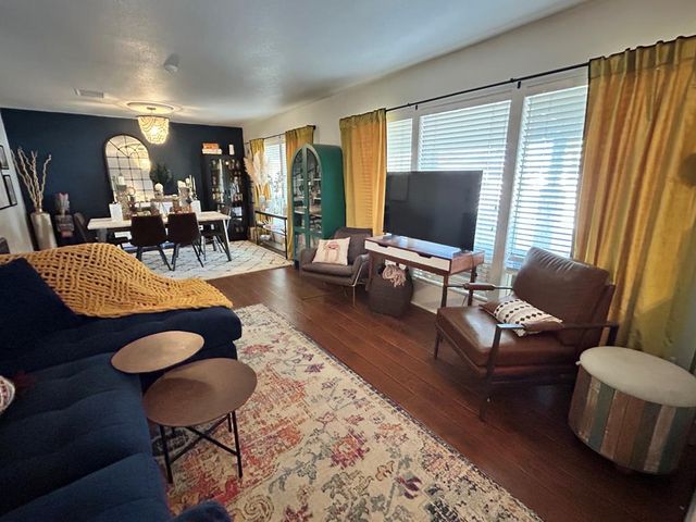 1109 Mogford St, Midland, TX 79701