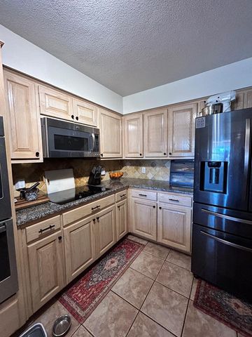 1109 Mogford St, Midland, TX 79701