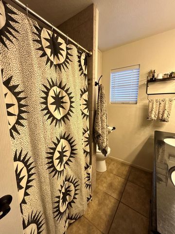 1109 Mogford St, Midland, TX 79701